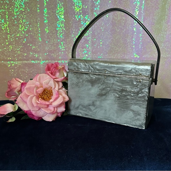 Antique Lucite Box Handbag c.1945-50 - Picture 9 of 16